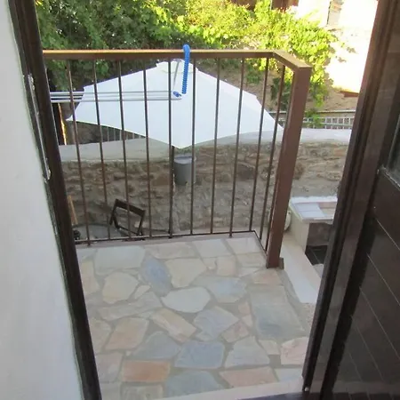 Flower Hébergement de vacances Kotronas